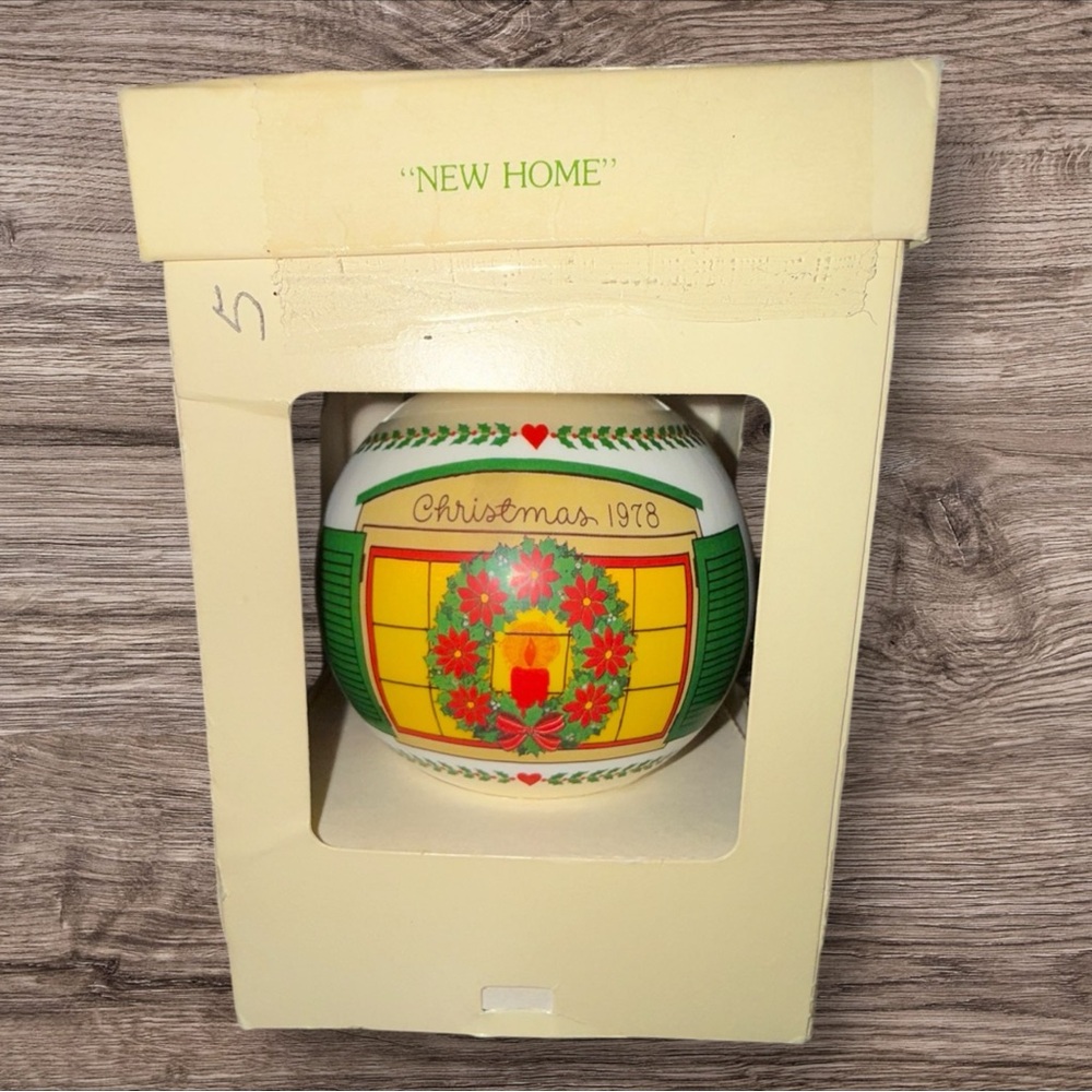 Hallmark 1978 New‎ Home Keepsake Satin Christmas Ornament Vintage w Box